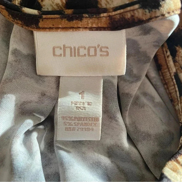 Chico’s Animal Print Cheetah Slit Sleeves Lightweight Sexy Bold Top Women Size M - Picture 7 of 8